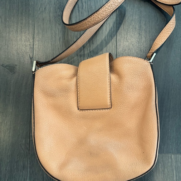 Kate Spade Tan Crossbody - Picture 2 of 3